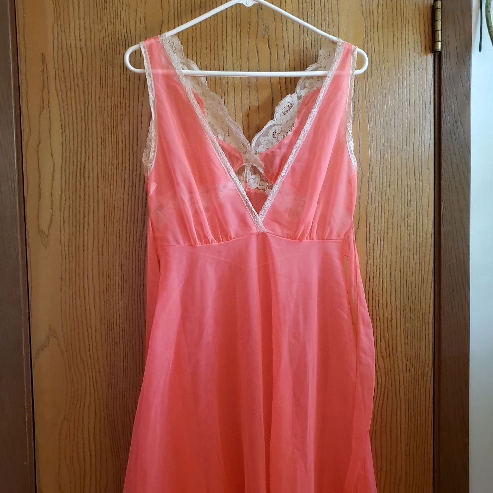vintage 60s nightgown Barbiecore lingerie chemise - Picture 6 of 14